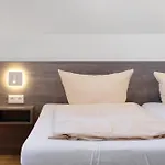 Gaestehaus Schwoerer *