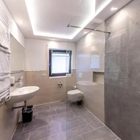 Casa de Férias Gaestehaus Schwoerer *