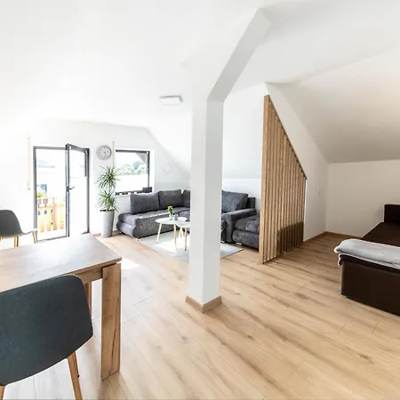 Gaestehaus Schwoerer *