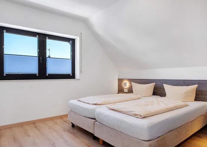 Semesterbostad Gaestehaus Schwoerer *