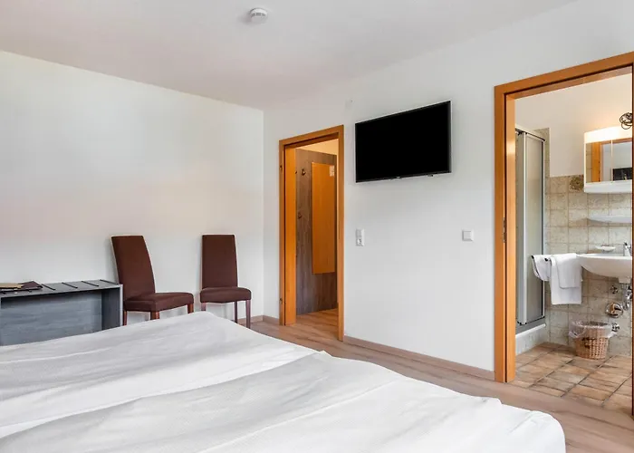 Gaestehaus Schwoerer * לנצקירש