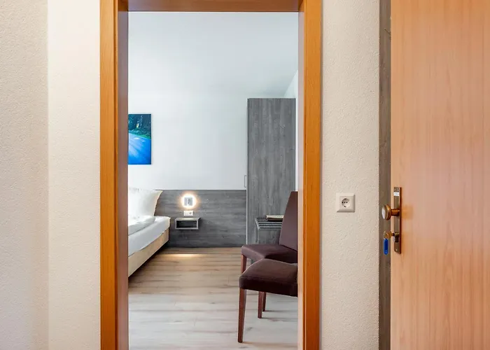 Gaestehaus Schwoerer בית נופש